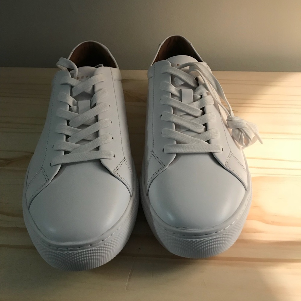 Men’s white sneakers